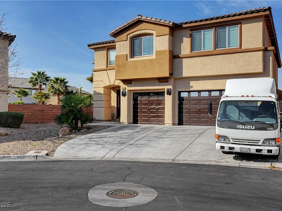 3541 Winter Wren St