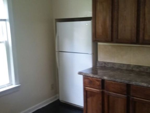 4th image of 8150 S Dorchester Ave