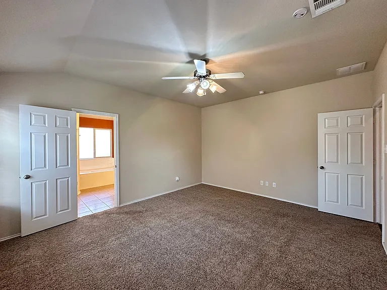 6806 Modesto Rd — Photo 14