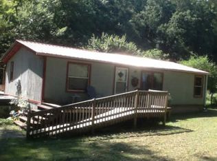 170 Brookside Ln, Hayesville, NC 28904