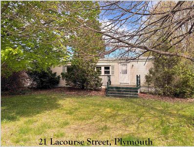 21 Lacourse Street, Plymouth, NH, 03264
