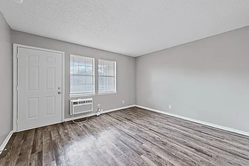 Floor plan 2B 1B 1F R W/D