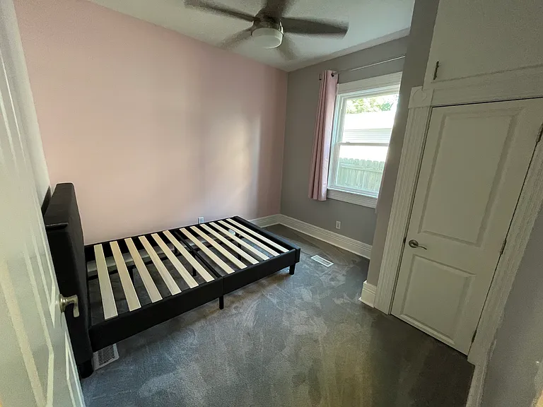 401 N Main St — Photo 15