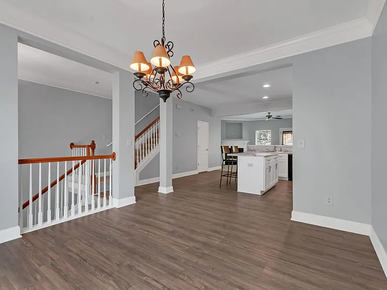 1072 Woodbury Falls Dr — Photo 11