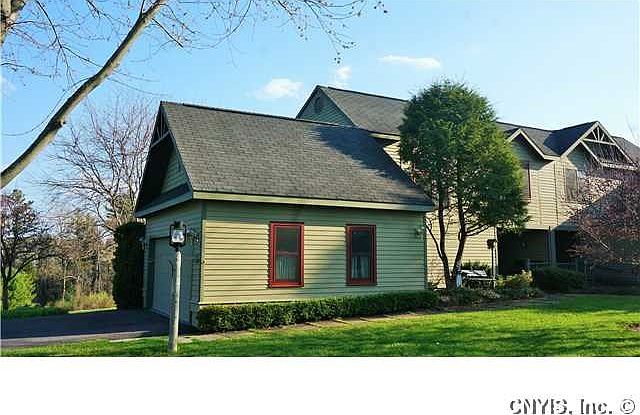 1st image of 17 Old Farm Ln