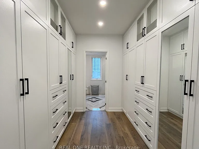 25 Dervock Cres #5 — Photo 24