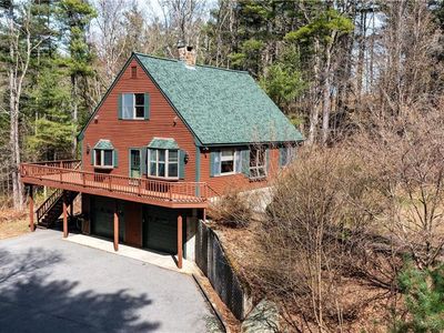 519 Chopmist Hill Rd, Glocester, RI, 02814