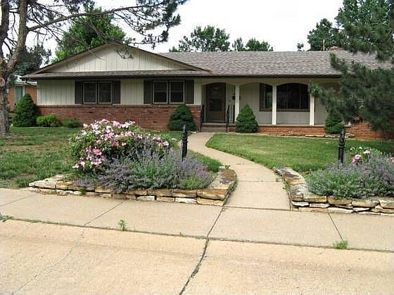 1st image of 435 Claremont Dr