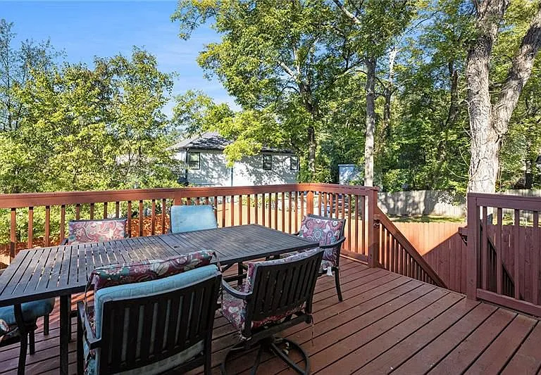 264 Wellington St SW — Photo 21