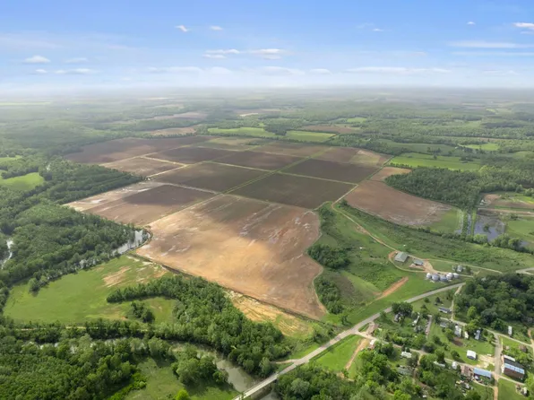 7434 State Highway 51, Zalma, MO 63787