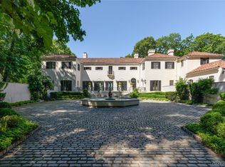 100 Horseshoe Rd, Mill Neck, NY 11765