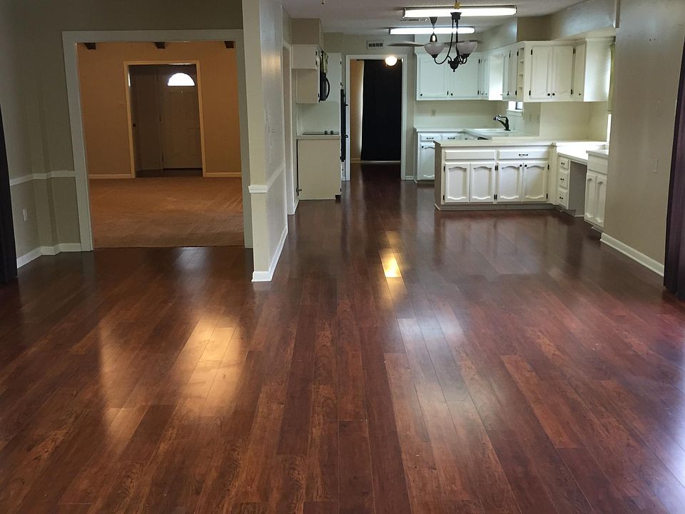 2nd image of 5301 Stonewall Dr
