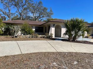 8934 Forest Lake Dr, Port Richey, FL 34668