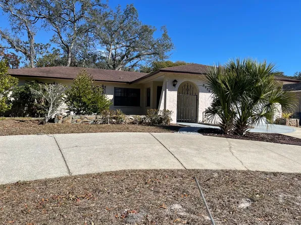 8934 Forest Lake Dr, Port Richey, FL 34668