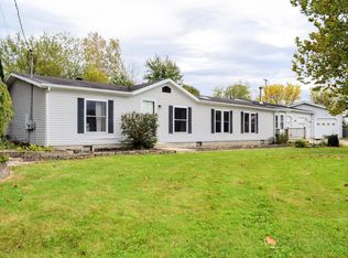 55955 California Rd, Dowagiac, MI 49047