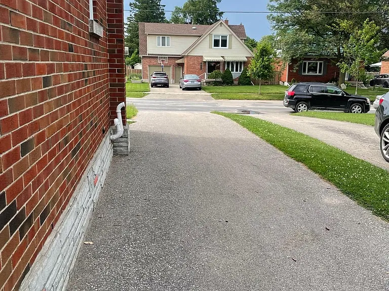 41 Belleview Ave #LOWER — Photo 11