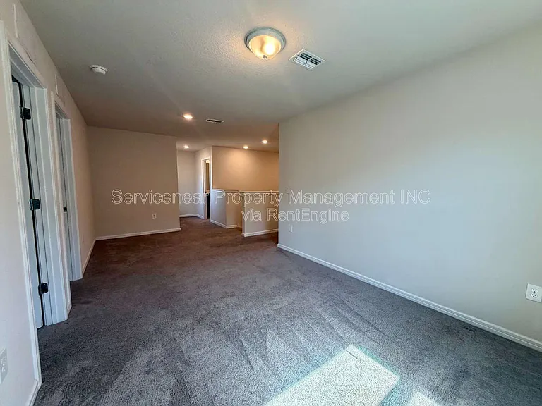 30561 Gilbern Rd — Photo 32