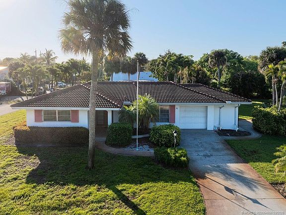 5th image of 701 SW Cleveland Ave