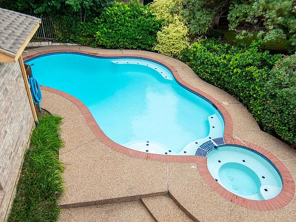 4th image of 7629 Westwind Dr