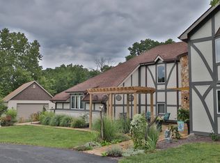 22936 Spring Creek Rd, Washington, IL 61571