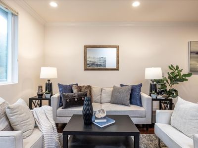 106 Emerald Cove Ter, San Francisco, CA, 94134