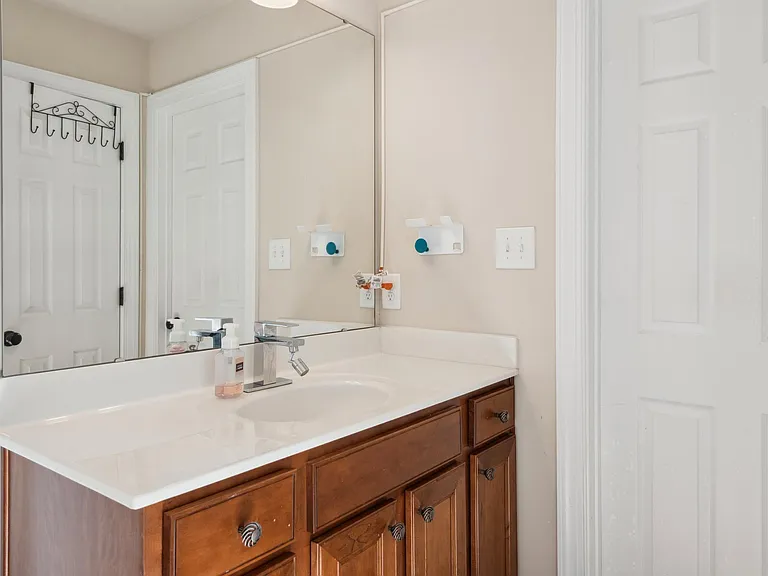 8620 Forester Ln — Photo 23