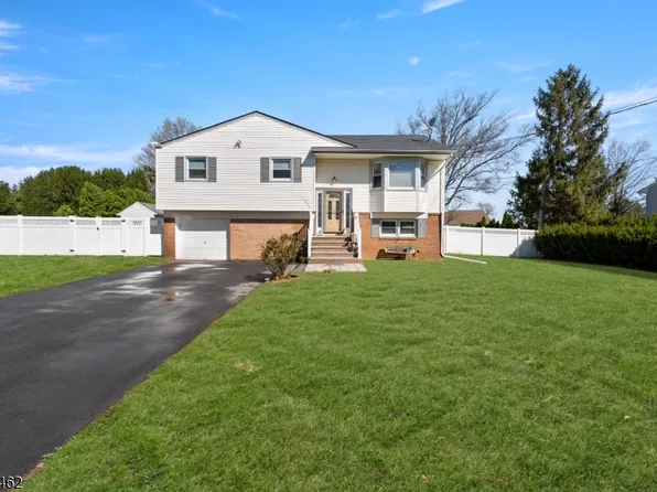 1328 Yurgel Dr, South Plainfield Boro, NJ 07080