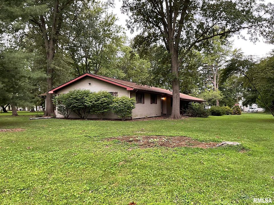 711 S Main St, Woodlawn, IL 62898 Zillow