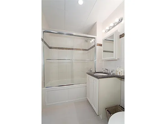 Sold by Douglas Elliman | media 36