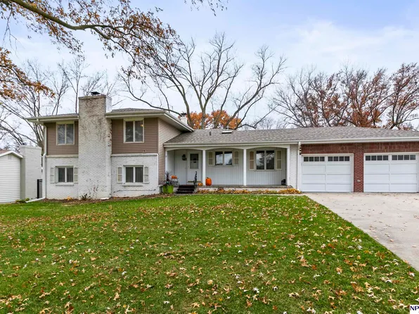 2142 S 108th St, Omaha, NE 68144