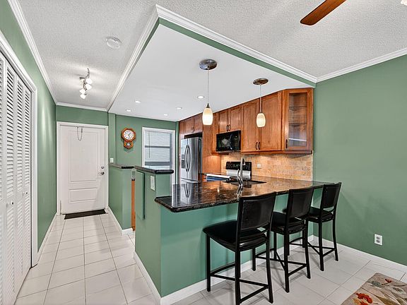5th image of 1200 SW 12th Street #301