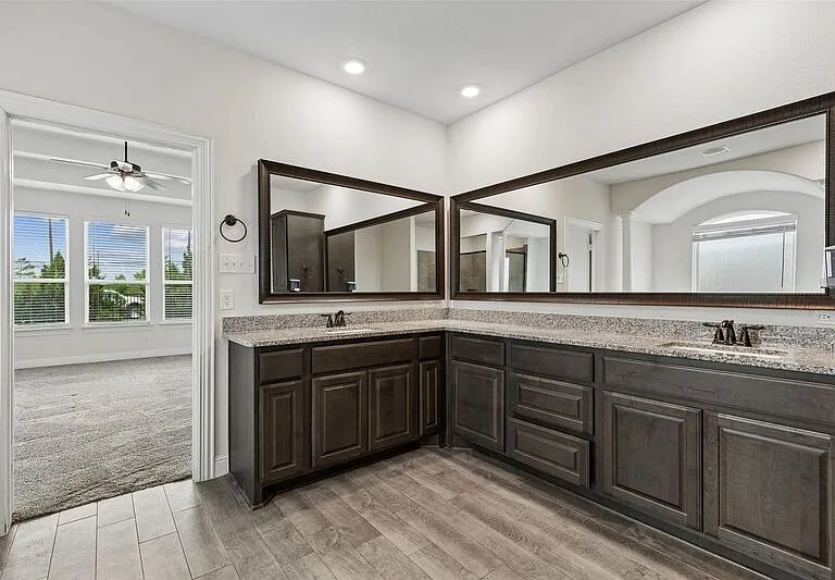 2513 Loudon St W — Photo 21