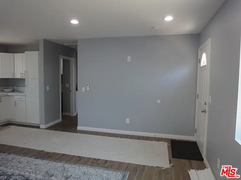 1151 Royal Ave — Photo 6
