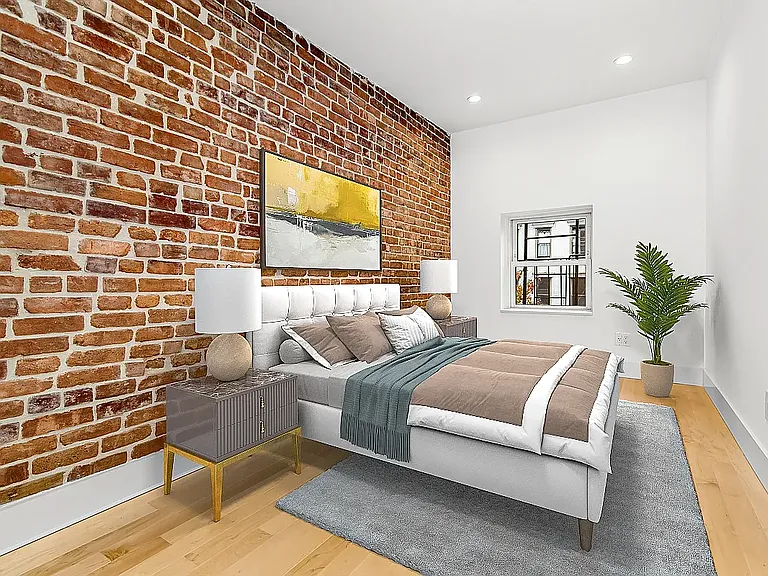 217 E 26th St #6 — Photo 4
