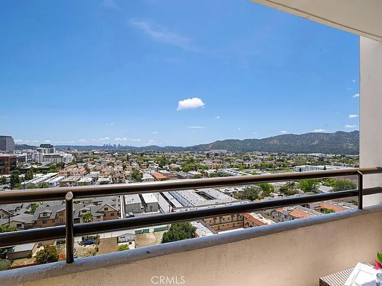 343 Pioneer Dr #1703 — Photo 10