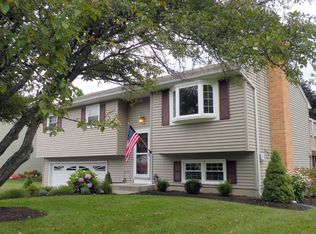 8 Davis Rd, Binghamton, NY 13901