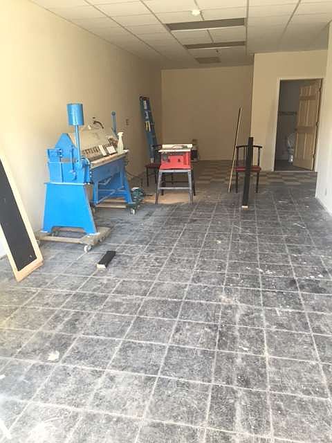 1st image of 10907 Farmers Blvd