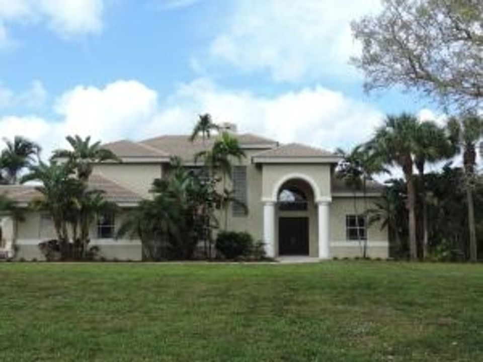 1st image of 8299 Sawpine Road