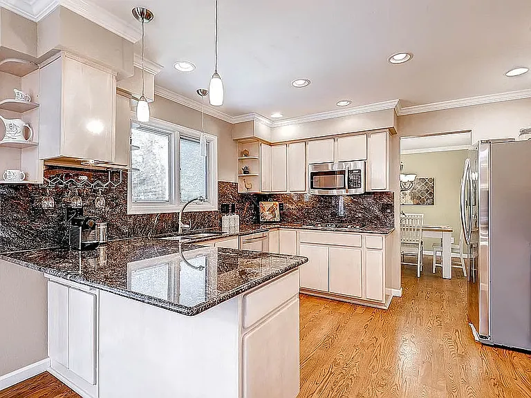 6030 S Lima Way — Photo 8