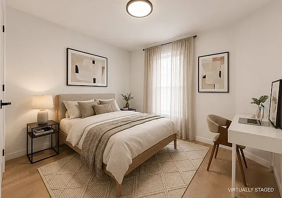 Bedroom, photo 2
