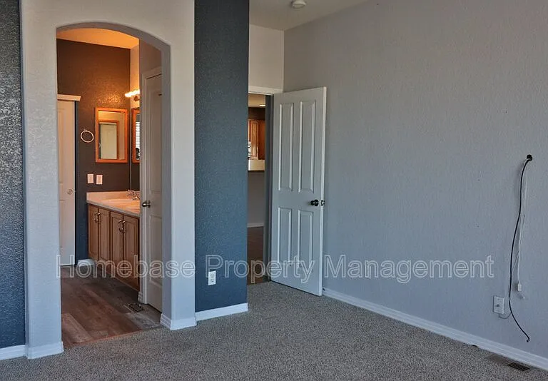 11583 E 118th Pl — Photo 13