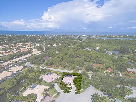 3rd image of 327 Dulmer Dr