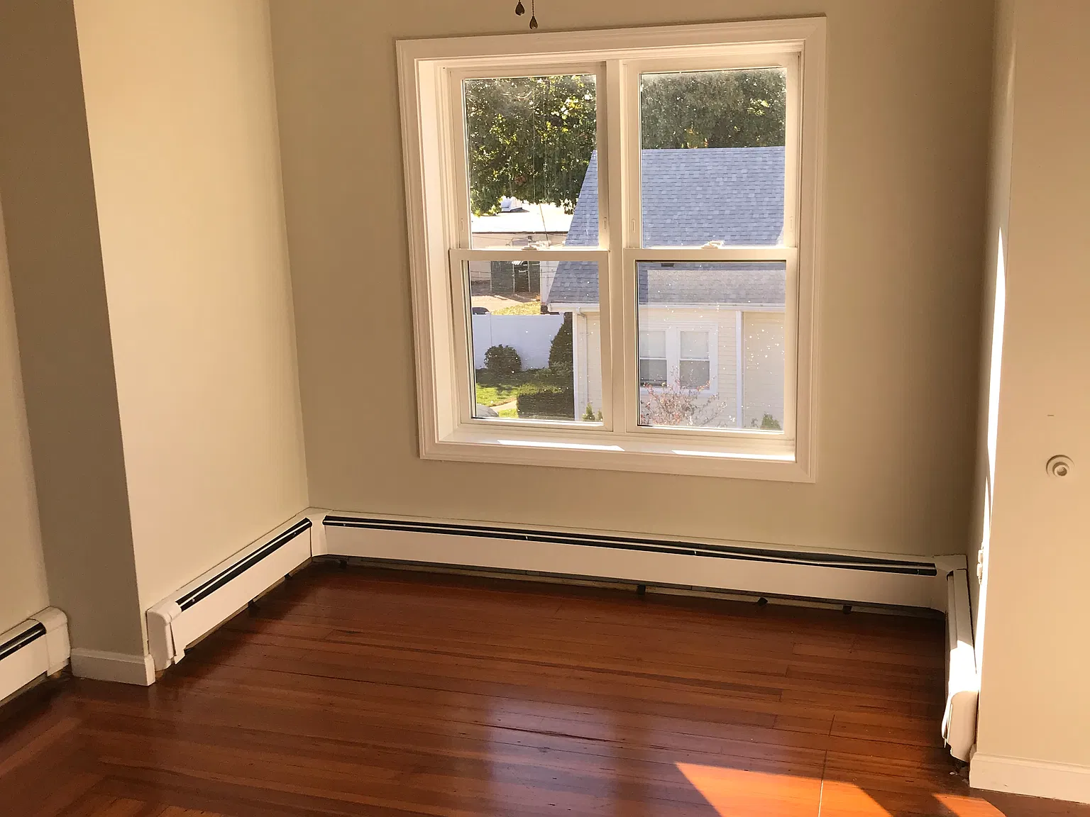 2 bed, 800 sqft, $2,350 — Photo 3
