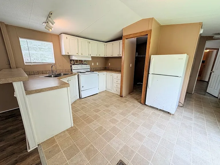 625 N Claiborne St #1-4 — Photo 5