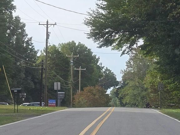 4th image of 320 S Edgewood Rd