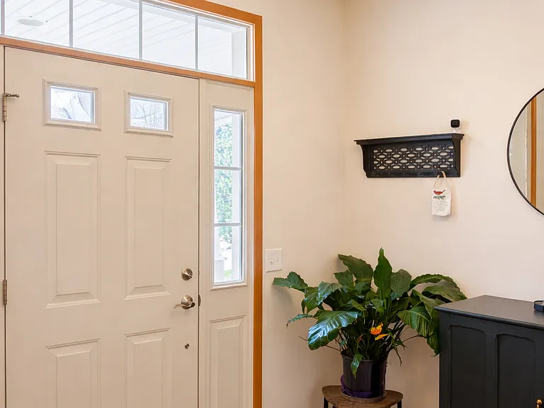 4870 Innovation Dr — Photo 2