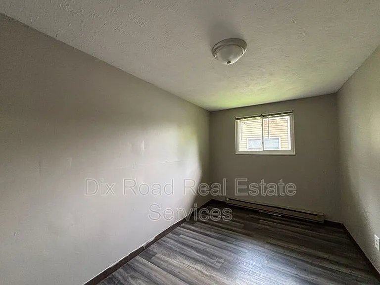 739 Trumbull St #15 — Photo 17