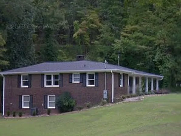 1 Monarch Dr, Rockmart, GA 30153