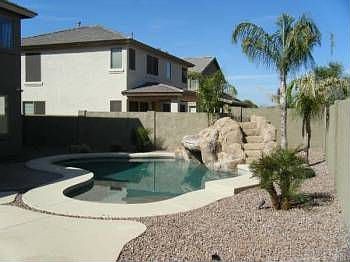 3rd image of 7043 S San Jacinto Ct