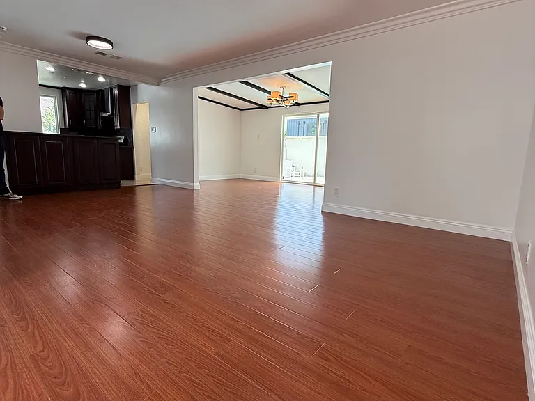17346 Martha St — Photo 21